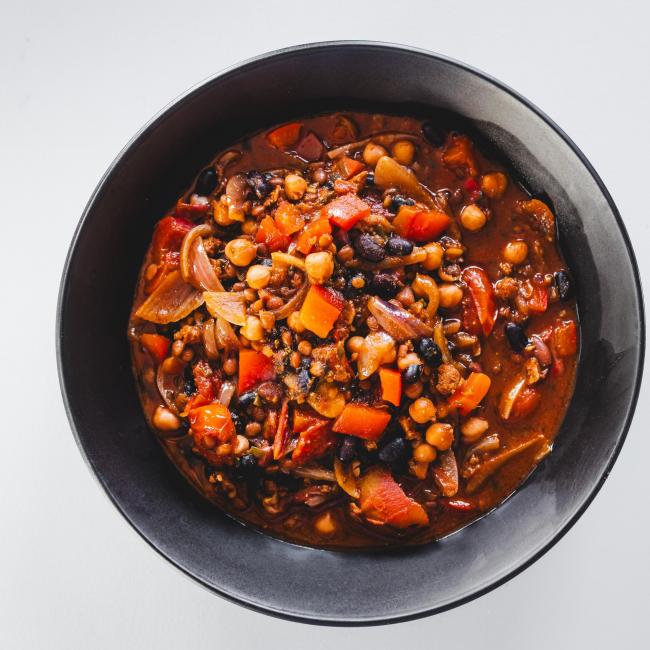 Smoky chanterelle chili